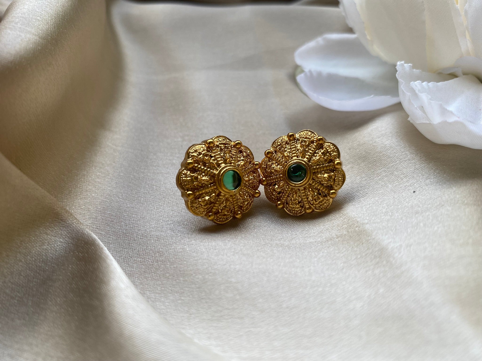 Antique gold-plated floral studs