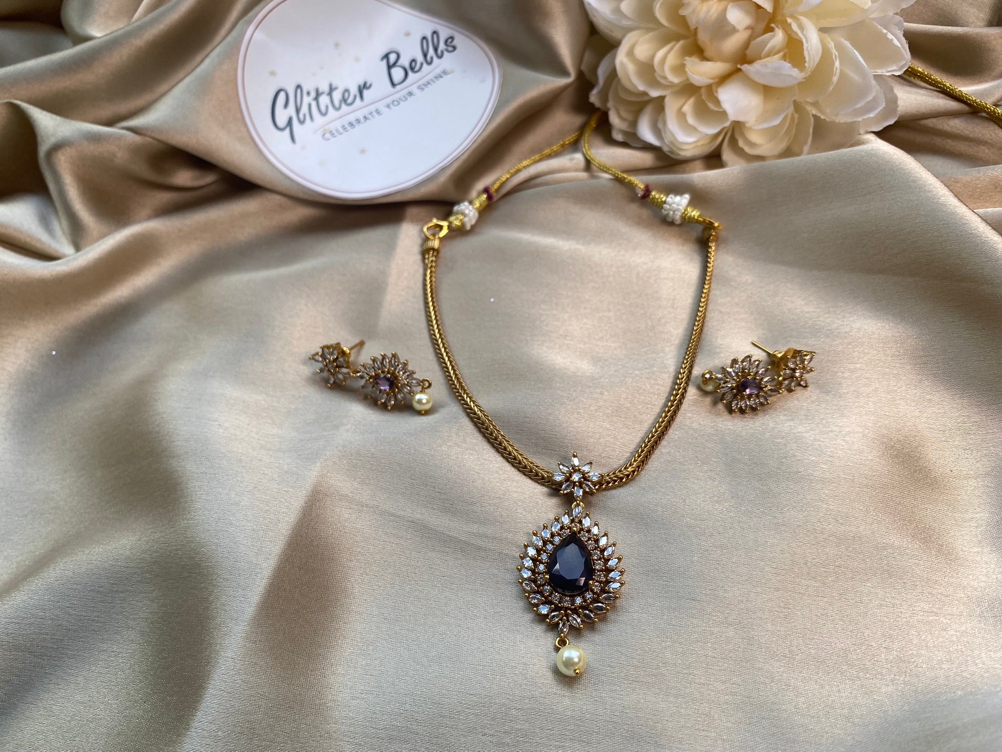 Midnight Glow Necklace Set